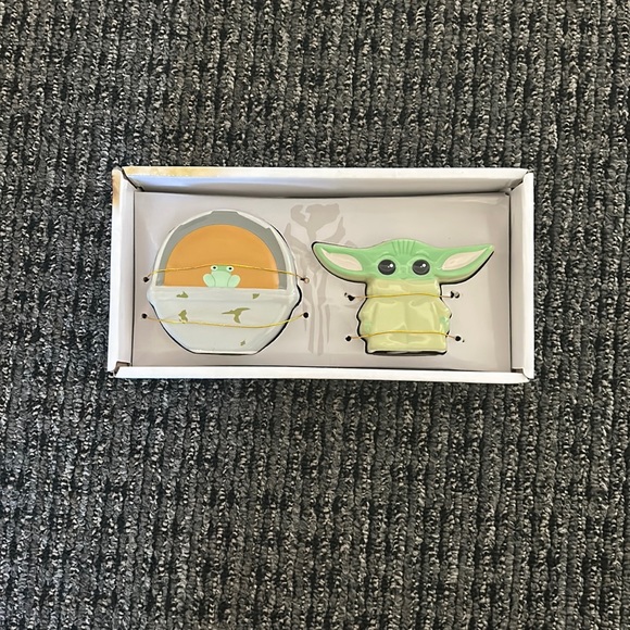 Star Wars Other - 💥 Disney’s Star Wars “The Mandalorian” Slat and Pepper Shakers | Baby Yoda💥